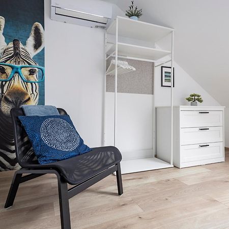 Naomi & Sophia Apartman Будапеща Екстериор снимка